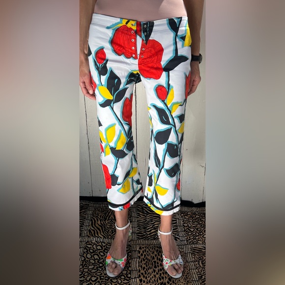 Hype Floral Print Capri Pants (8) - Picture 4 of 17